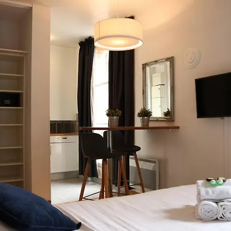 Appartamento 405 - Sejour Romantique Dans Un De 5 - Flat-guest *