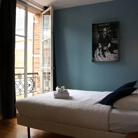 405 - Sejour Romantique Dans Un De 5 - Flat-guest * Parigi