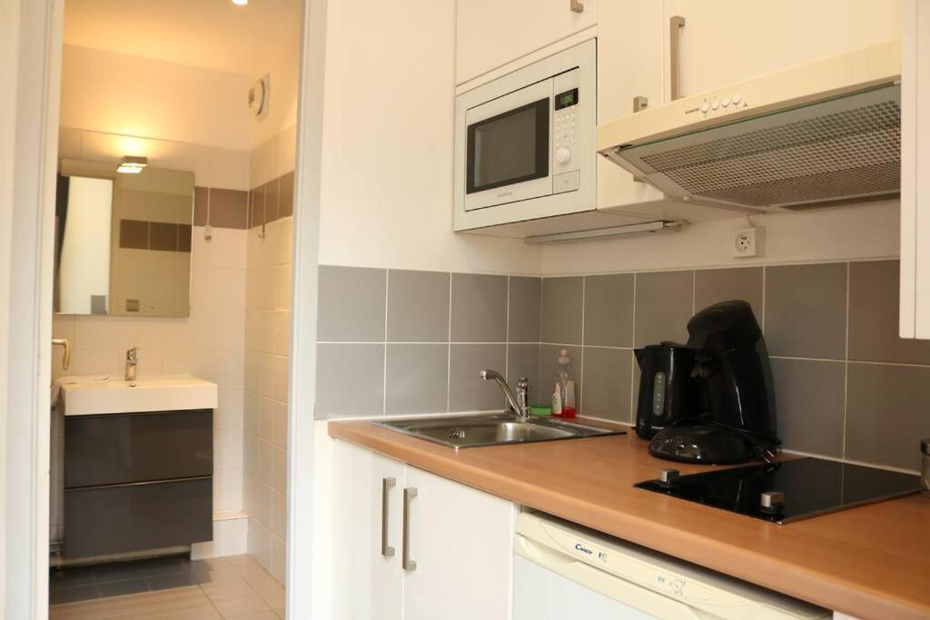 405 - Sejour Romantique Dans Un De 5 - Flat-guest * Parigi
